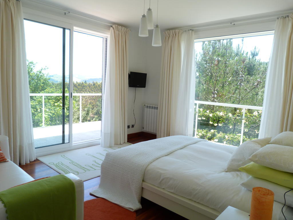 Hotel Garazar Mendexa Szoba fotó